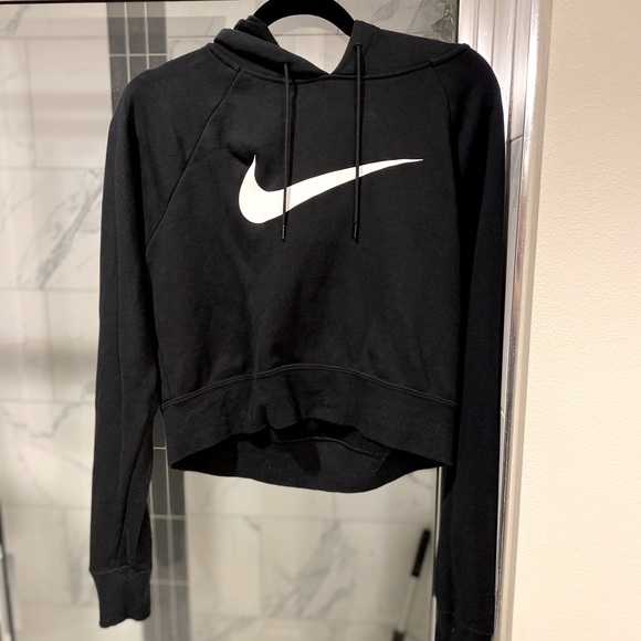 Nike Sweaters - Nike crop hoodie (barely worn)